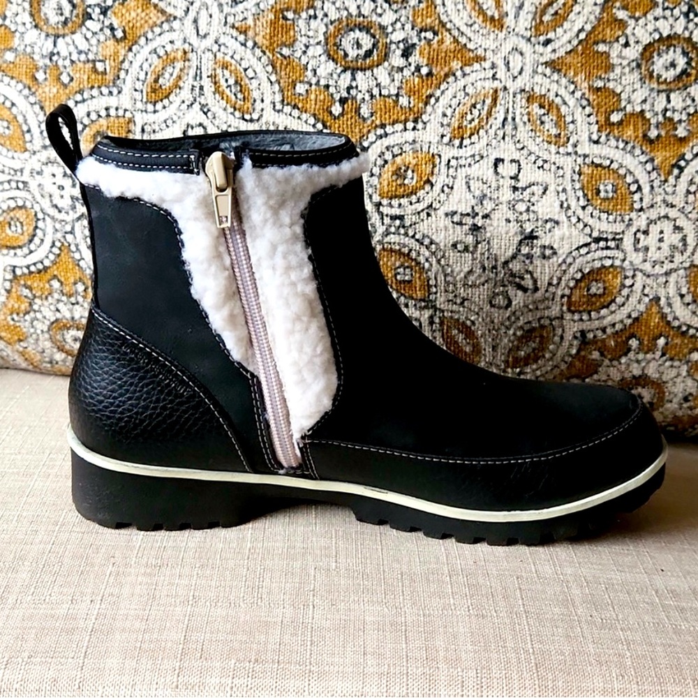 Jbu memory foam water resistant boot